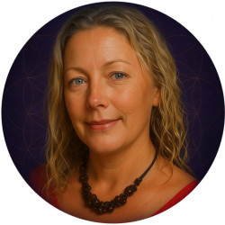 Julia Medium
